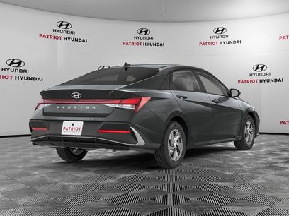 New 2026 Hyundai Elantra SE