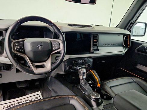 Used 2023 Ford Bronco Badlands image 12