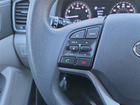 Used 2018 Hyundai Tucson SEL image 16