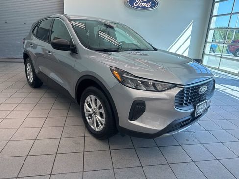 Used 2024 Ford Escape Active w/ Tech Pack #1 AWD/4WD image 26