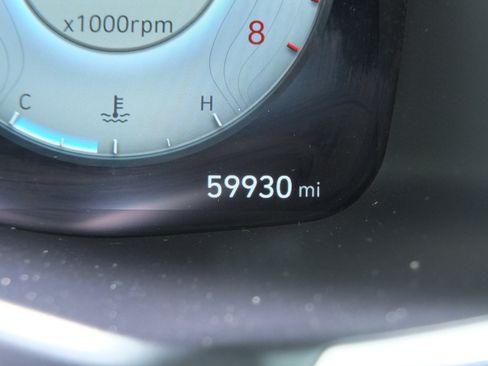 Used 2022 Hyundai Santa Fe XRT FWD image 23