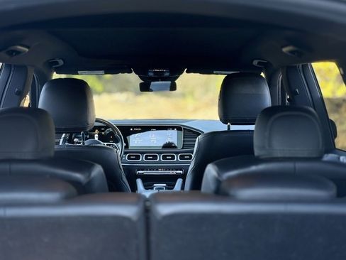 Used 2022 Mercedes-Benz GLS 450 GLS 450 image 9