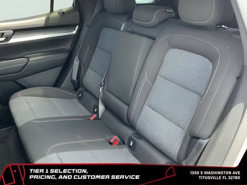 Used 2025 GMC Terrain Elevation AWD/4WD image 21