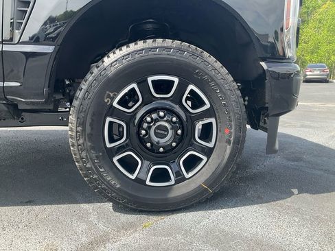 New 2026 Ford F250 Platinum AWD/4WD image 10
