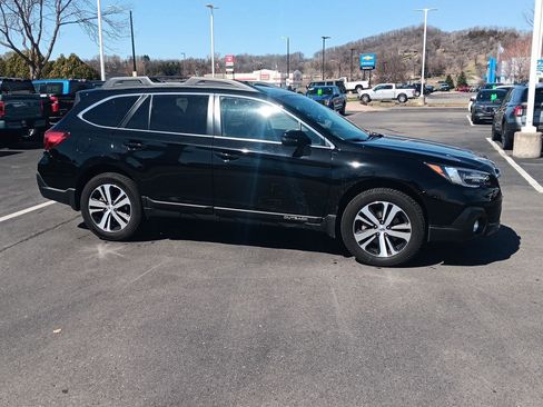 Used 2019 Subaru Outback 2.5i Limited w/ Popular Package #2 image 2