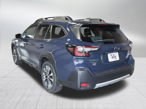 Certified 2023 Subaru Outback Limited AWD/4WD image 5