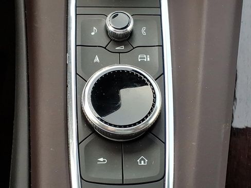 Used 2023 Cadillac Escalade Sport Platinum w/ LPO, ONYX Package AWD/4WD image 26
