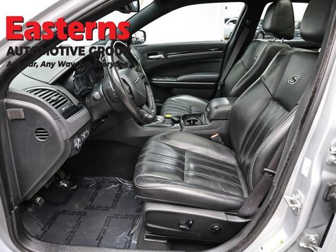 Used 2020 Chrysler 300 S image 14