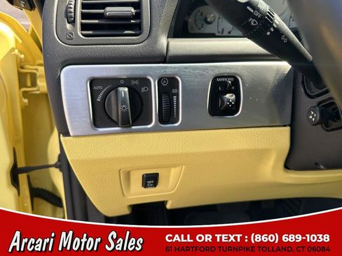 Used 2002 Ford Thunderbird RWD image 24