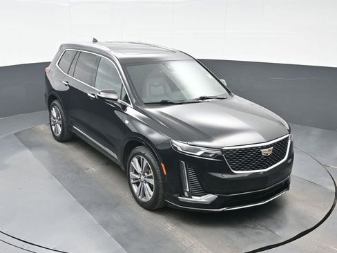 Used 2020 Cadillac XT6 Premium Luxury FWD image 24