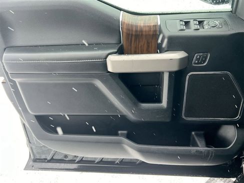 Used 2020 Ford F150 Lariat w/ Equipment Group 502A Luxury image 29