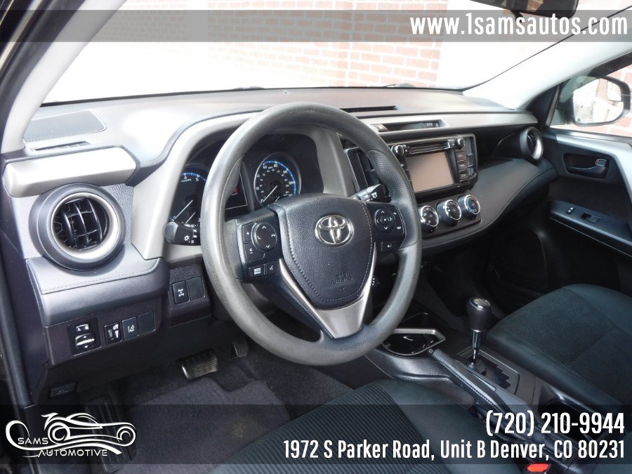 Used 2018 Toyota RAV4 LE w/ Carpet Mat Package AWD/4WD image 40