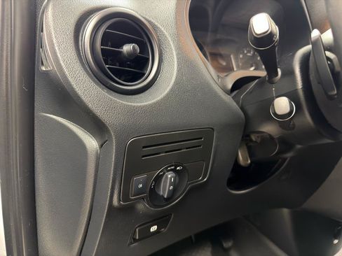 Used 2020 Mercedes-Benz Metris image 16