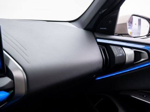 New 2026 BMW X3 xDrive30 w/ Premium Package image 26