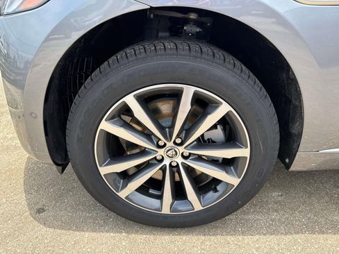 New 2026 Jaguar F-PACE R-Dynamic S image 3