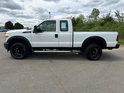 Used 2015 Ford F250 XL w/ Camper Package AWD/4WD image 8