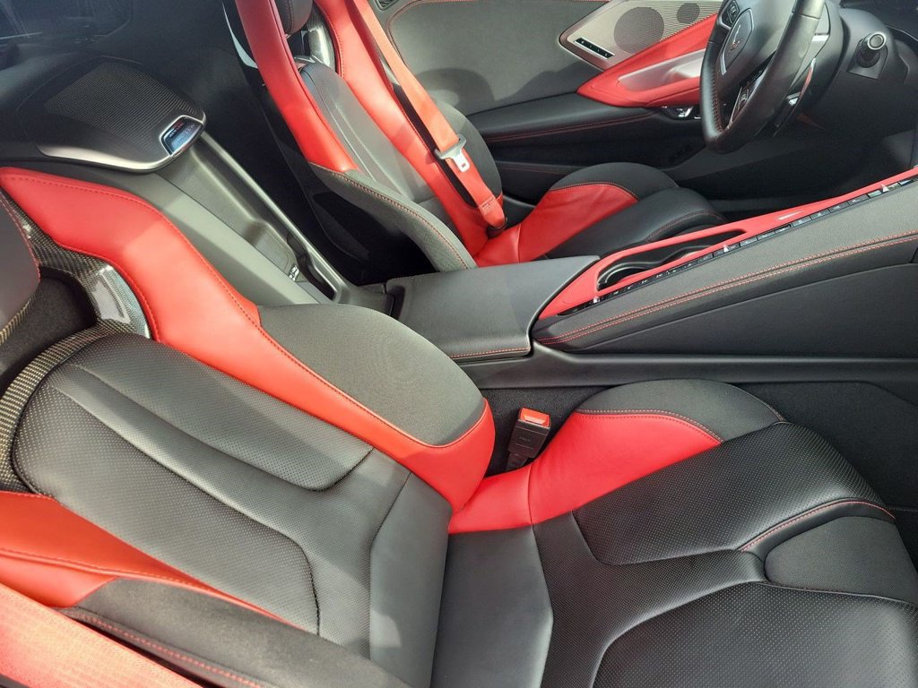Used 2021 Chevrolet Corvette Stingray Preferred Cpe w/ Z51 Performance Package RWD image 25