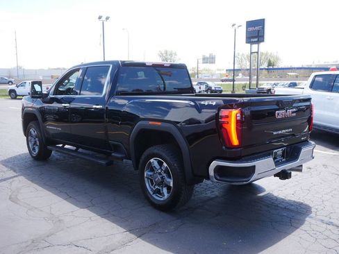 Certified 2025 GMC Sierra 2500 SLT w/ SLT Convenience Package AWD/4WD image 5