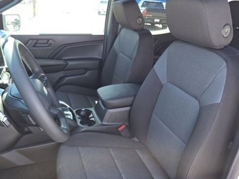 New 2026 Chevrolet Colorado W/T image 9