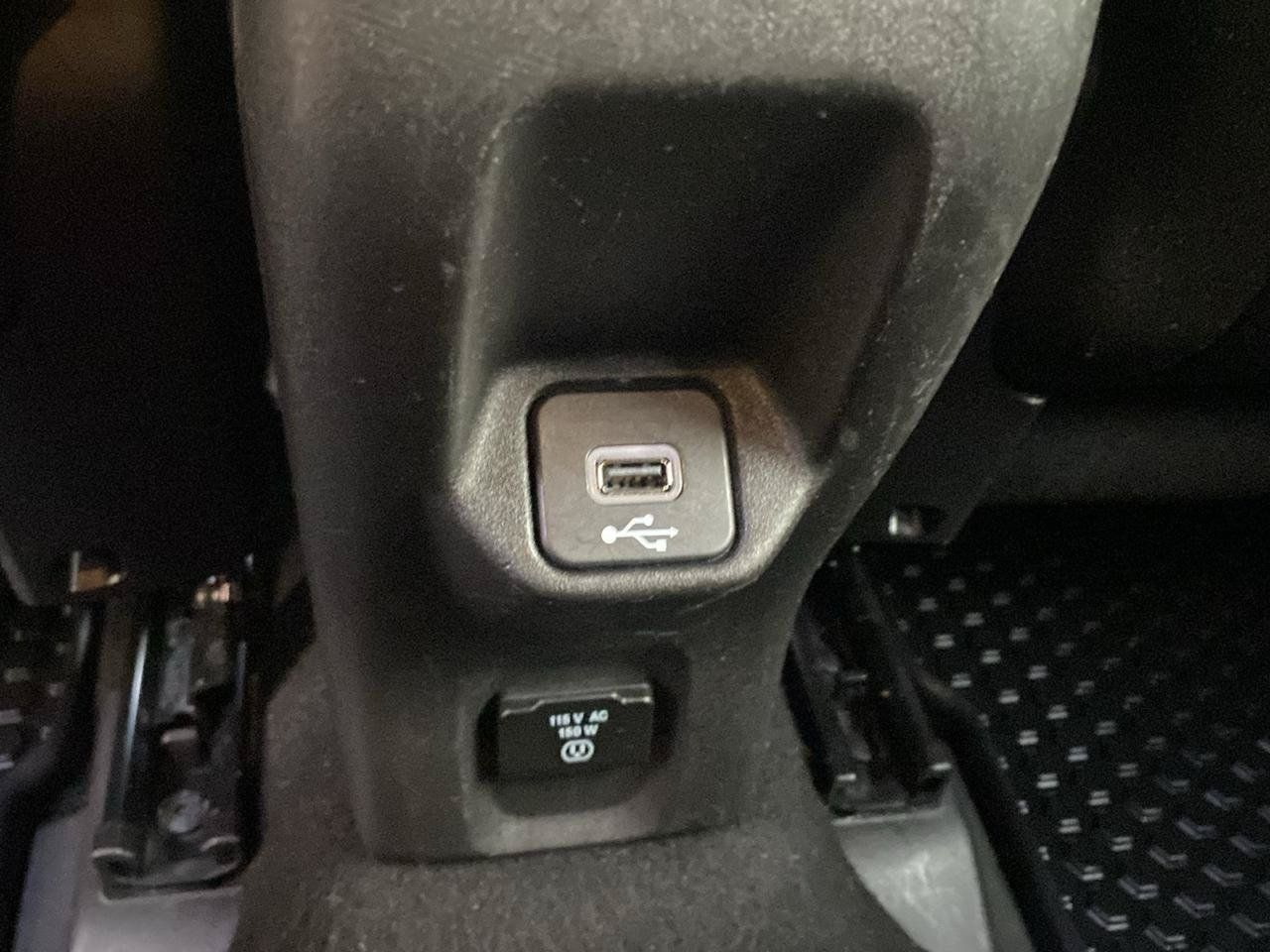 Used 2022 Jeep Renegade Altitude w/ Convenience Group AWD/4WD image 10