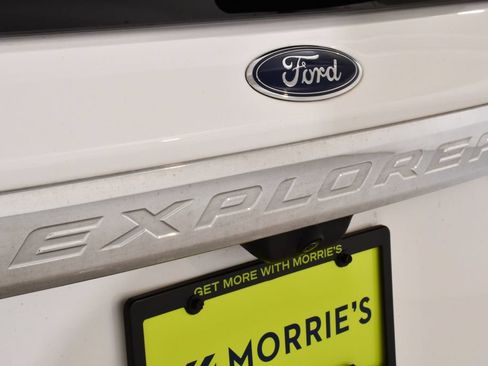 Used 2024 Ford Explorer XLT w/ Equipment Group 202A AWD/4WD image 24