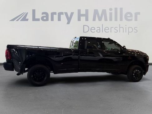 New 2026 RAM 3500 Laramie w/ Night Edition AWD/4WD image 6