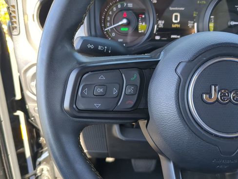 Used 2024 Jeep Wrangler Sport S w/ LED Headlamp & Fog Lamp Group image 27