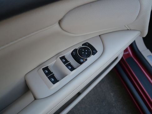 Used 2018 Lincoln MKZ Reserve image 17