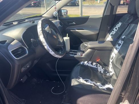 Used 2019 Chevrolet Equinox LS w/ LS Convenience Package image 7