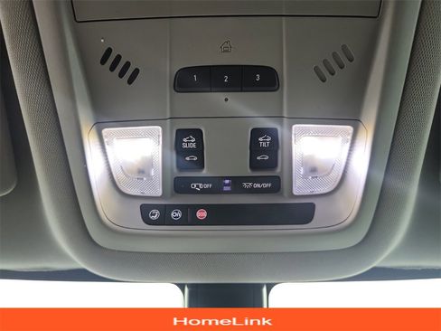 Used 2018 GMC Acadia SLT image 39