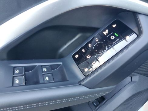 Used 2025 Audi Q5 Premium Plus w/ Premium Plus image 21