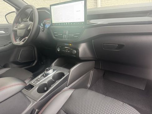 New 2026 Ford Escape ST-Line Select w/ Tech Pack #2 image 18