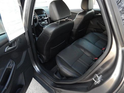 Used 2014 Ford Focus Titanium image 14