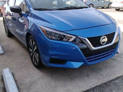 Used 2020 Nissan Versa SR w/ Convenience Package image 5