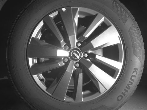 Used 2025 Nissan Pathfinder SV AWD/4WD image 12