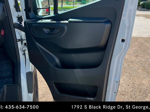 Used 2026 Mercedes-Benz Sprinter 2500 image 18