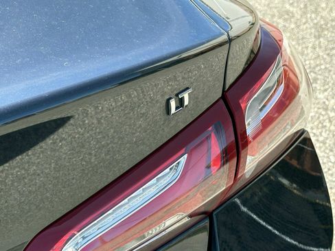 Used 2023 Chevrolet Malibu LT w/ Driver Confidence Package image 9