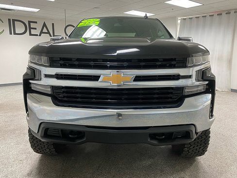Used 2020 Chevrolet Silverado 1500 LT w/ All-Star Edition image 2