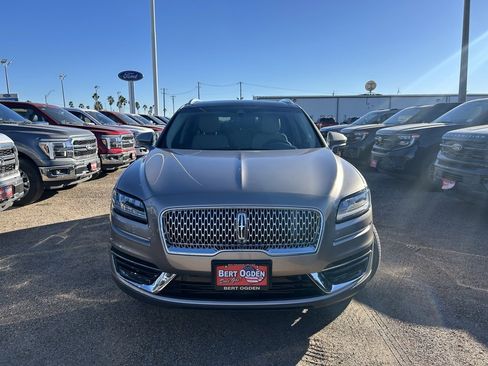 Used 2020 Lincoln Nautilus Reserve image 17
