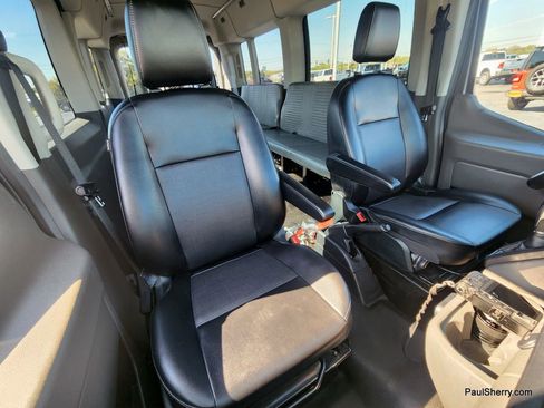 Used 2020 Ford Transit 350 XL image 4