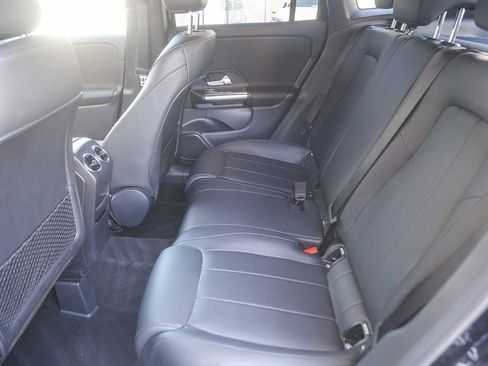 Used 2022 Mercedes-Benz GLA 250 image 14