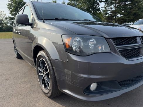 Used 2019 Dodge Grand Caravan GT image 12