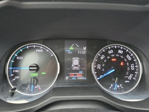 Used 2022 Toyota RAV4 LE AWD/4WD image 26