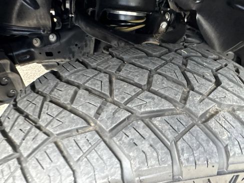 Used 2020 RAM 1500 Big Horn AWD/4WD image 3