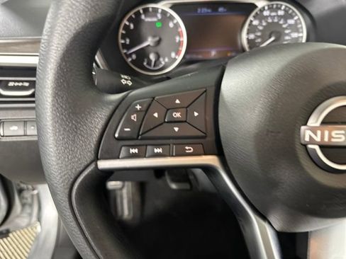 Used 2024 Nissan Altima 2.5 SV image 15