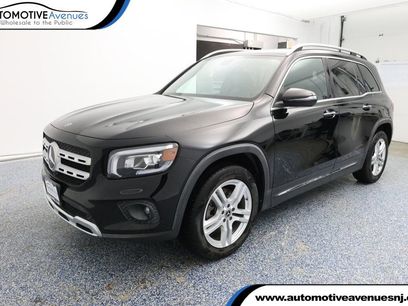 Used 2021 Mercedes-Benz GLB 250 w/ Premium Package