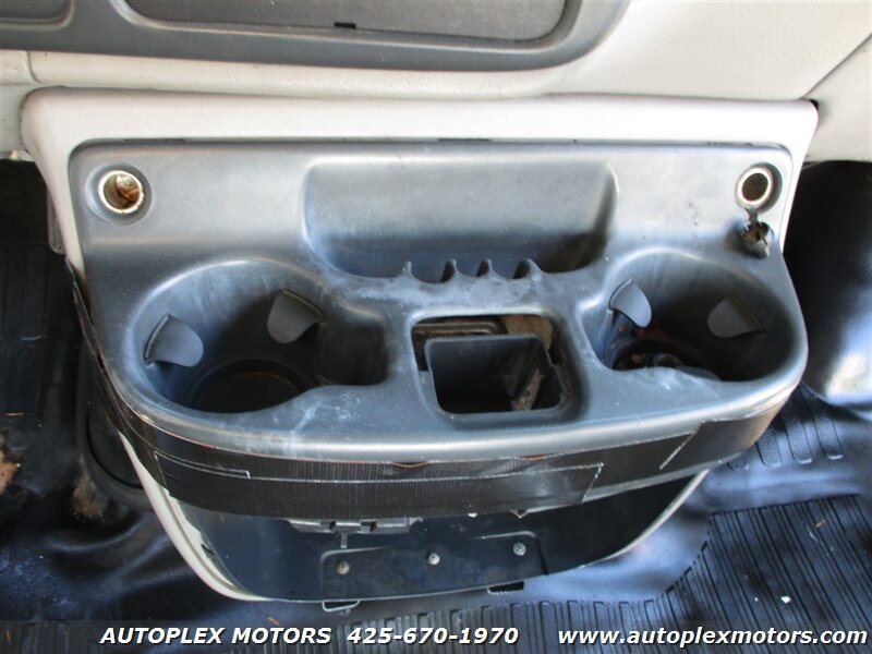 Used 1998 GMC Savana 1500 RWD image 22