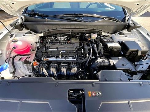 New 2026 Hyundai Tucson SE image 11