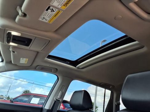 Used 2024 Honda CR-V EX-L image 10