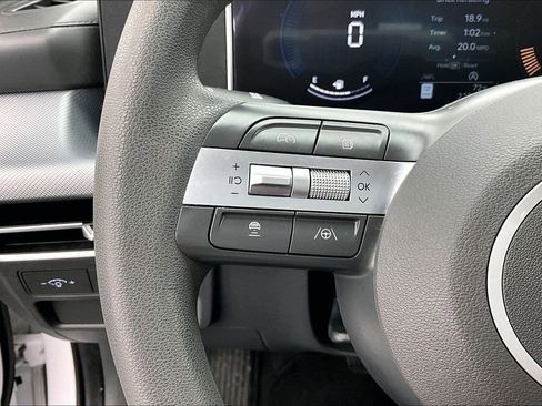 Used 2025 Hyundai Sonata SE image 18